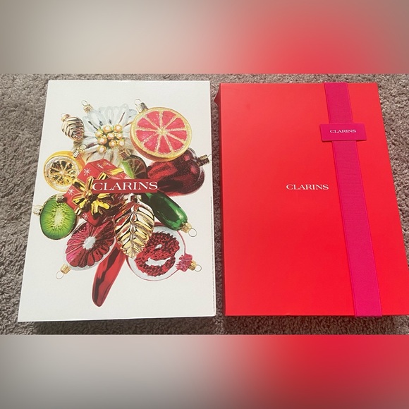 Clarins Empty Box Only -Advent Calendar 12 slots for Makeup or Skincare Items - Picture 3 of 7